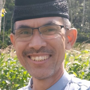 Walujo Isdianto, SKM, M.Kes.